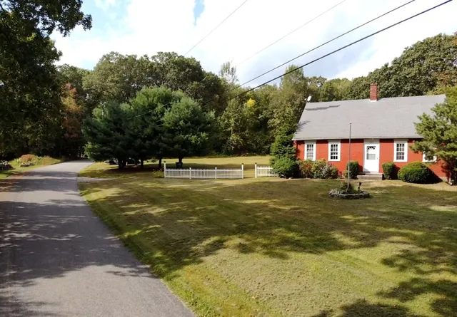 $399,900 | 342 Chestnut Street, Uxbridge, MA 01569