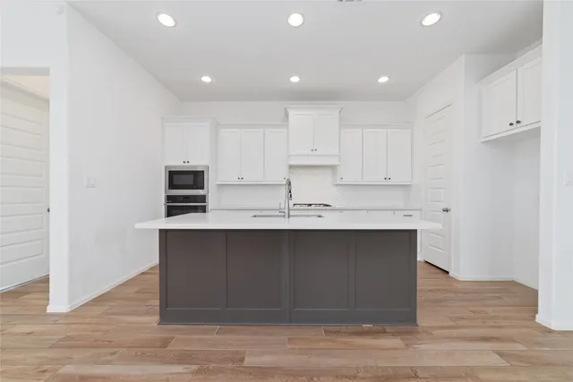 $375,000 | 31423 Splitting Willow Lane, Fulshear, TX 77441