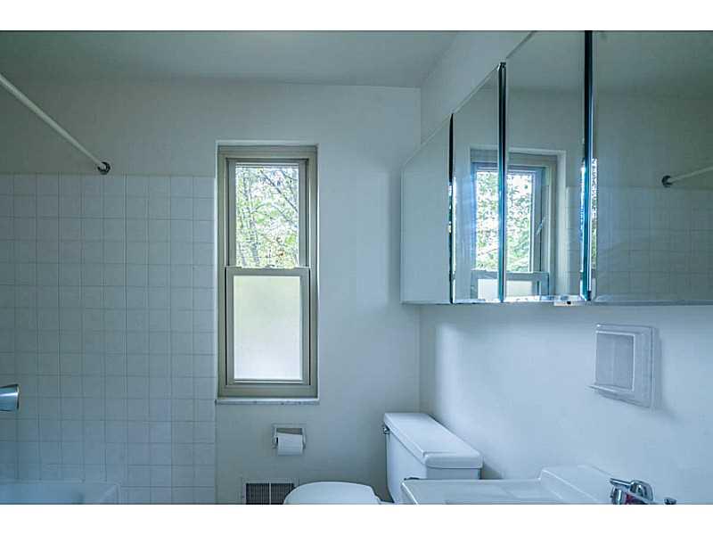 132 Maple Heights Road Pittsburgh, PA 15232 - Photo 12 of 21 Full Bath.