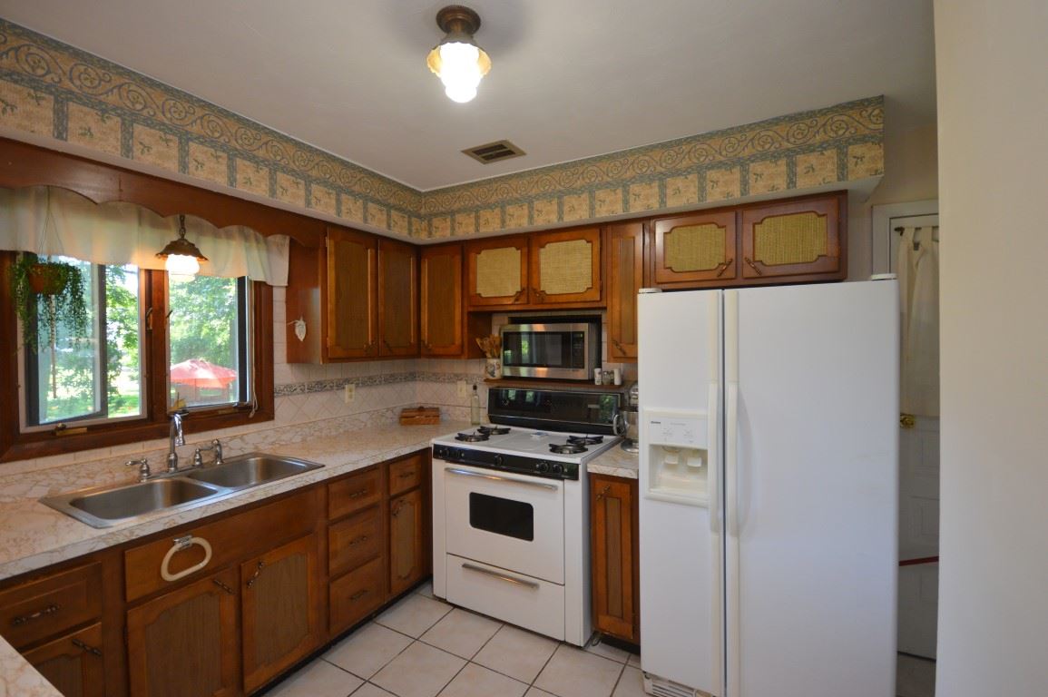 52772 Emmons Road South Bend, IN 46637 - Photo 15 of 34 Gallery Image 15