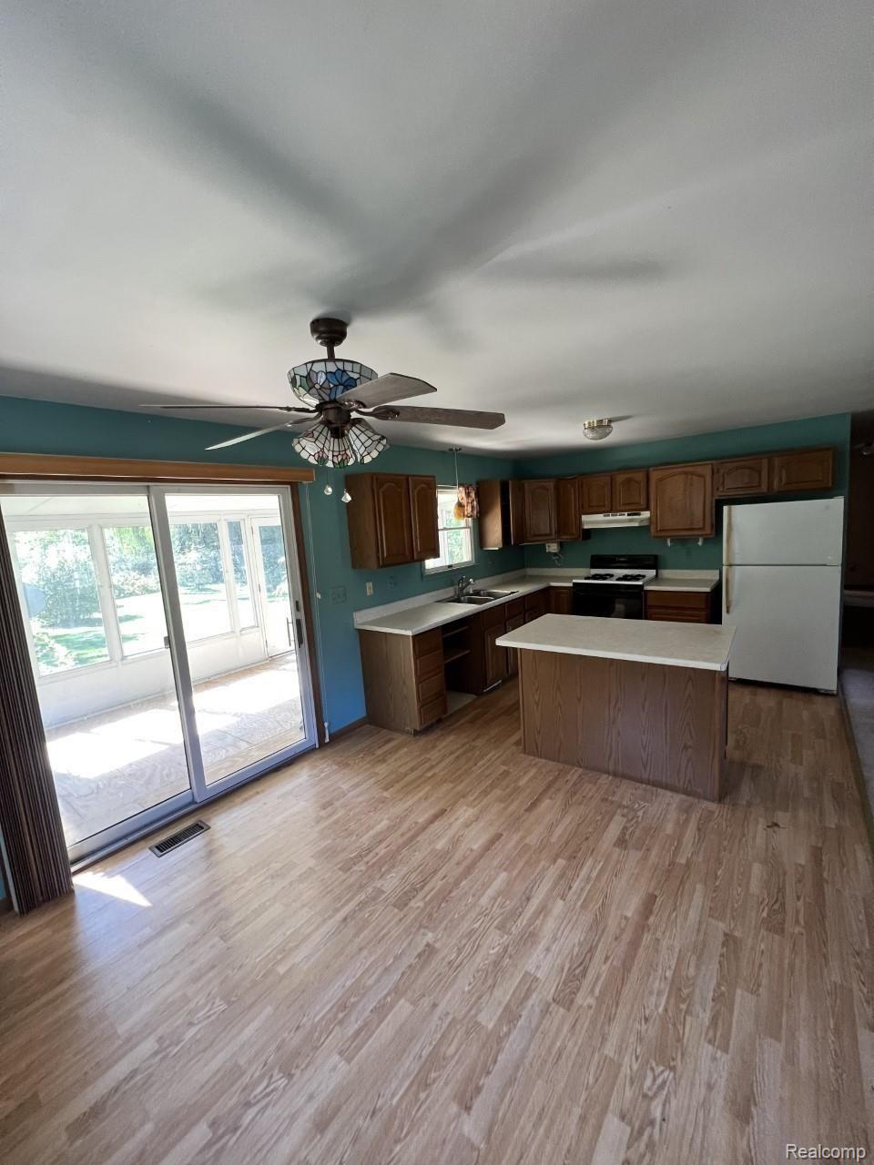 9296 Liss Road Willis, MI 48191 - Photo 6 of 24 thumbnail_image2 (2).jpg