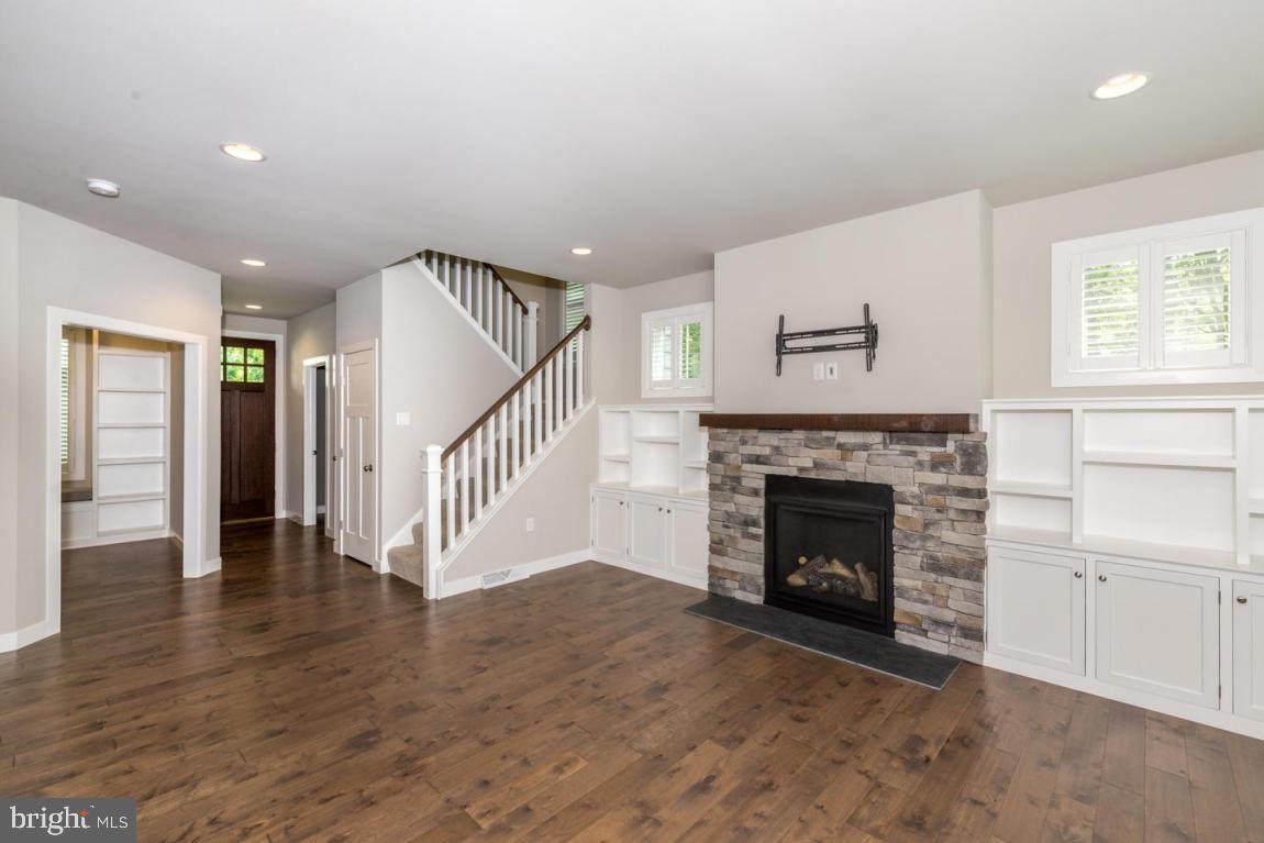 109 Shober Lane Lititz, PA 17543 - Photo 9 of 28 Gallery Image 9