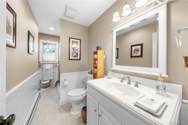 $849,990 | 243 South Dunton Avenue, East Patchogue, NY 11772