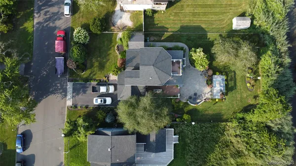 $849,990 | 243 South Dunton Avenue, East Patchogue, NY 11772
