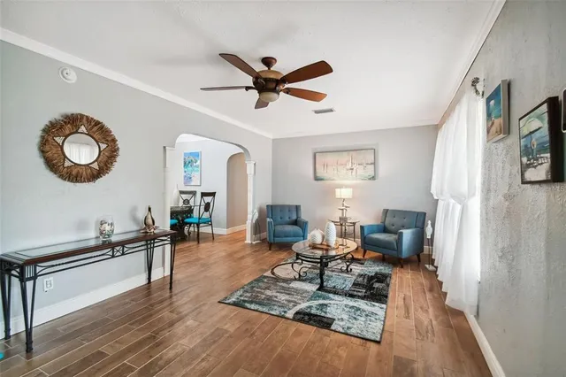 $3,200 | 3915 North Ridge Avenue, Tampa, FL 33603