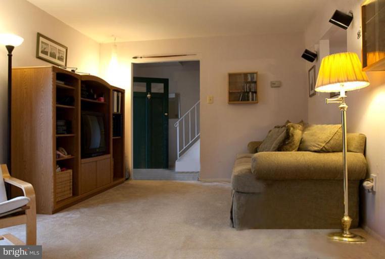 1333 Greyswood Road Odenton, MD 21113 - Photo 12 of 12 Living Room #3