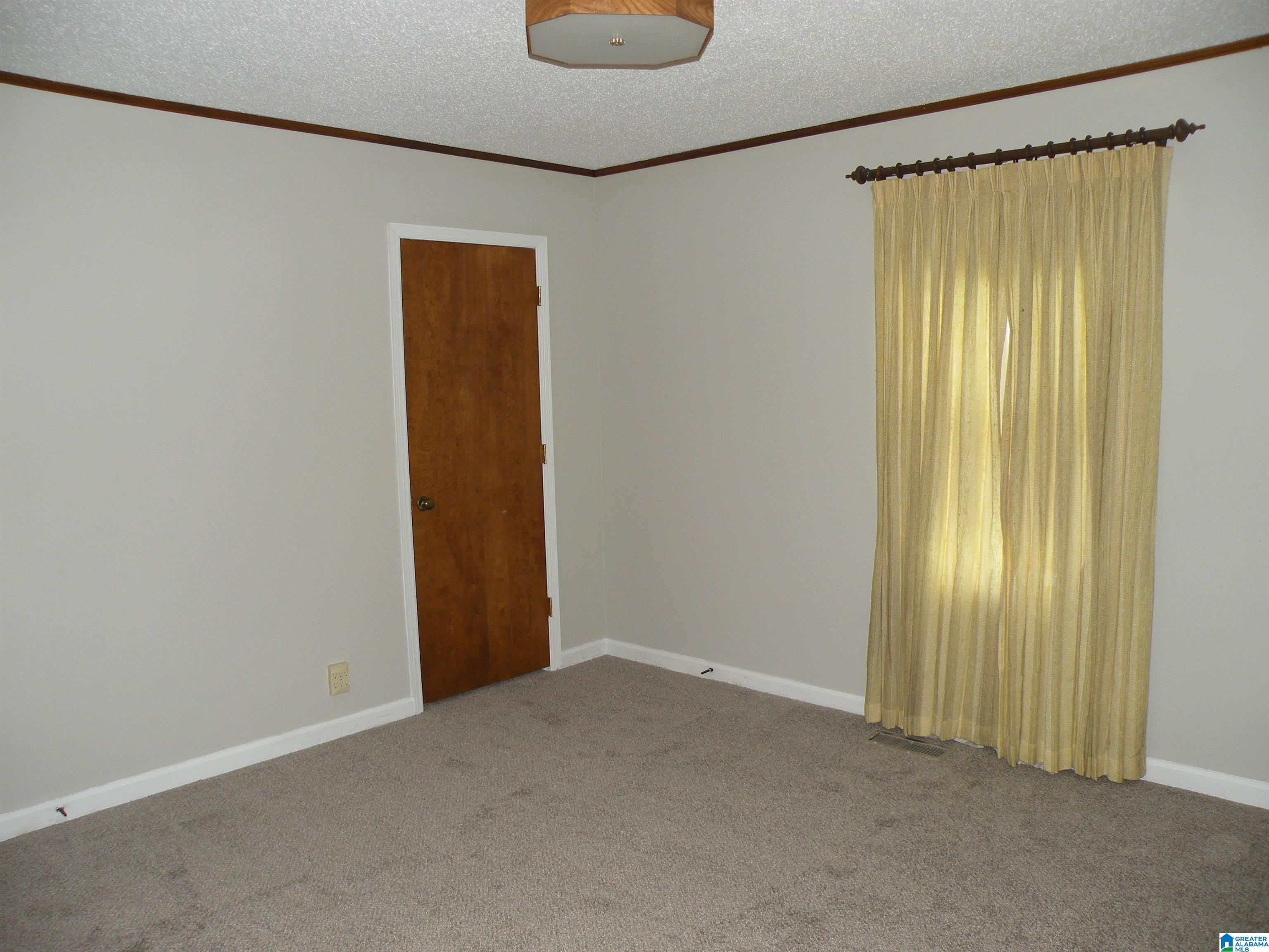 34 Forest Glen Road Sylacauga, AL 35150 - Photo 17 of 32