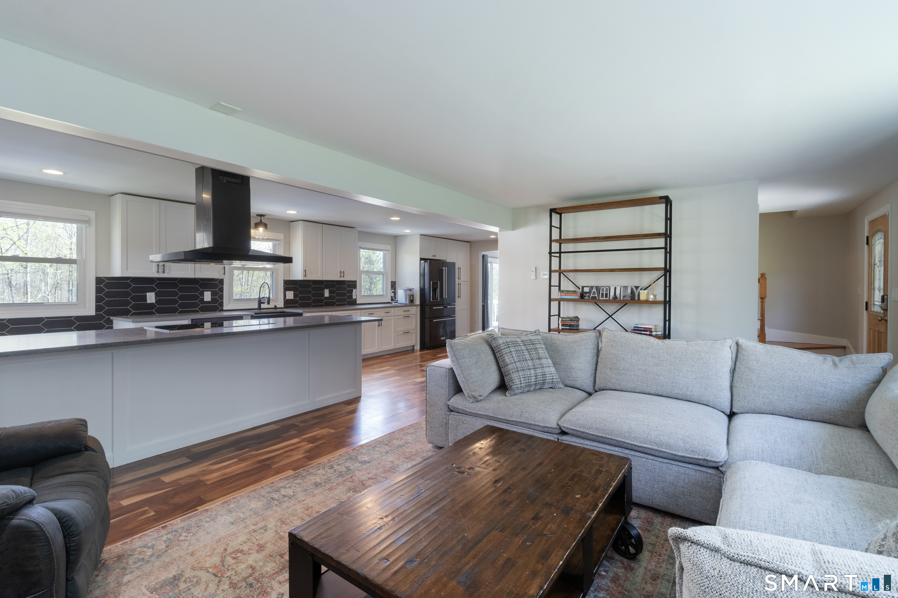 204 Old Stagecoach Road Meriden, CT 06450 - Photo 11 of 40