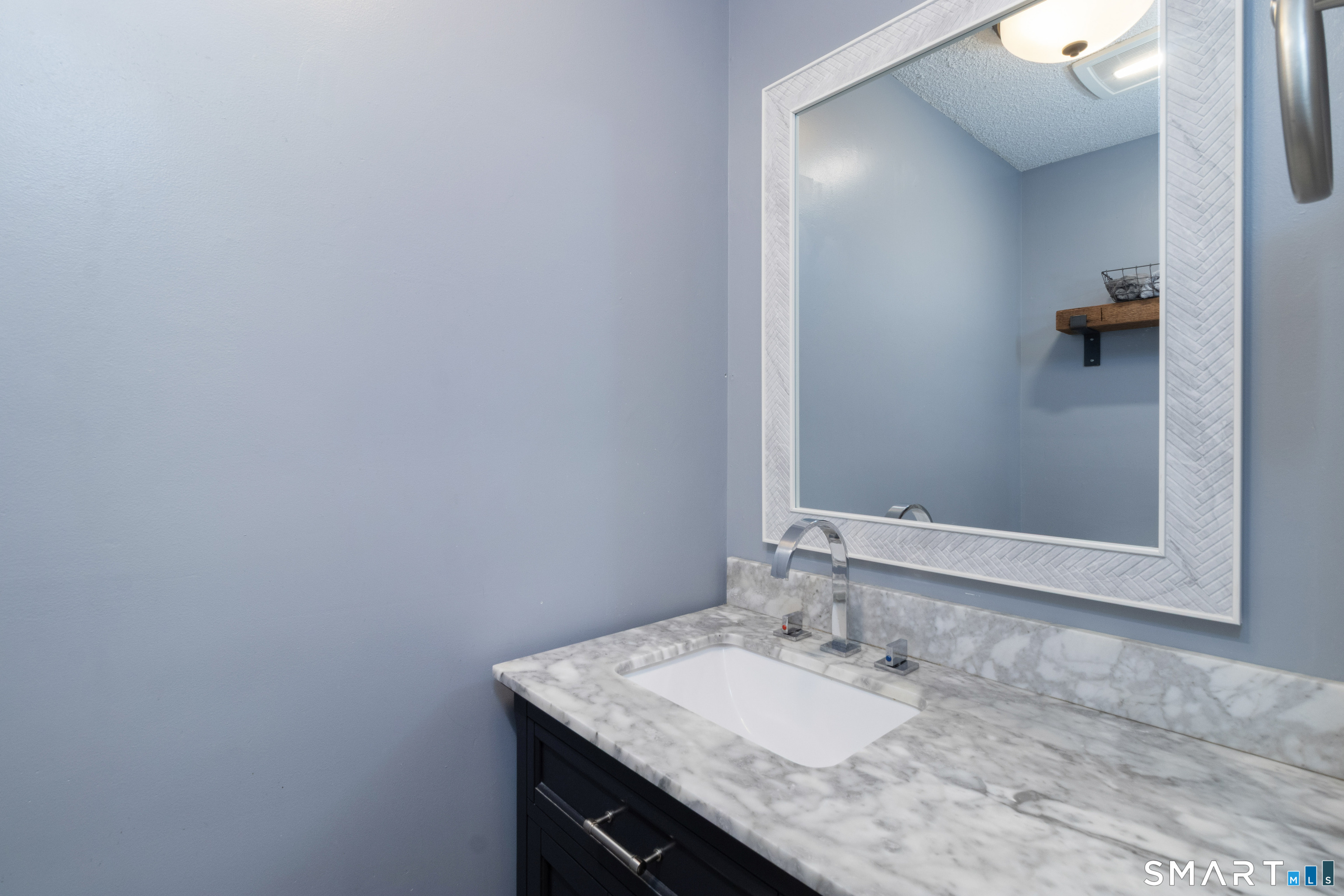 204 Old Stagecoach Road Meriden, CT 06450 - Photo 15 of 40