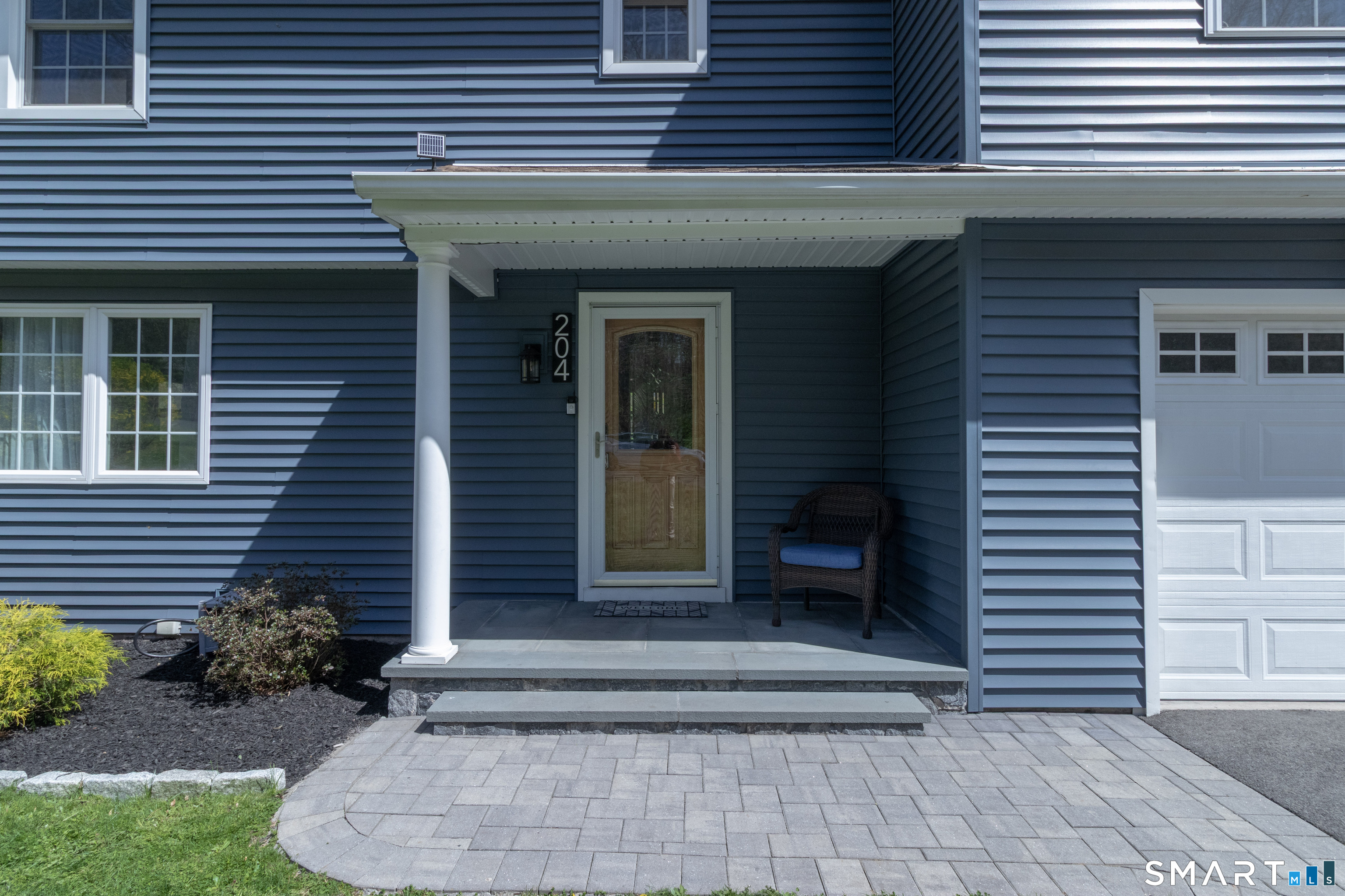 204 Old Stagecoach Road Meriden, CT 06450 - Photo 3 of 40