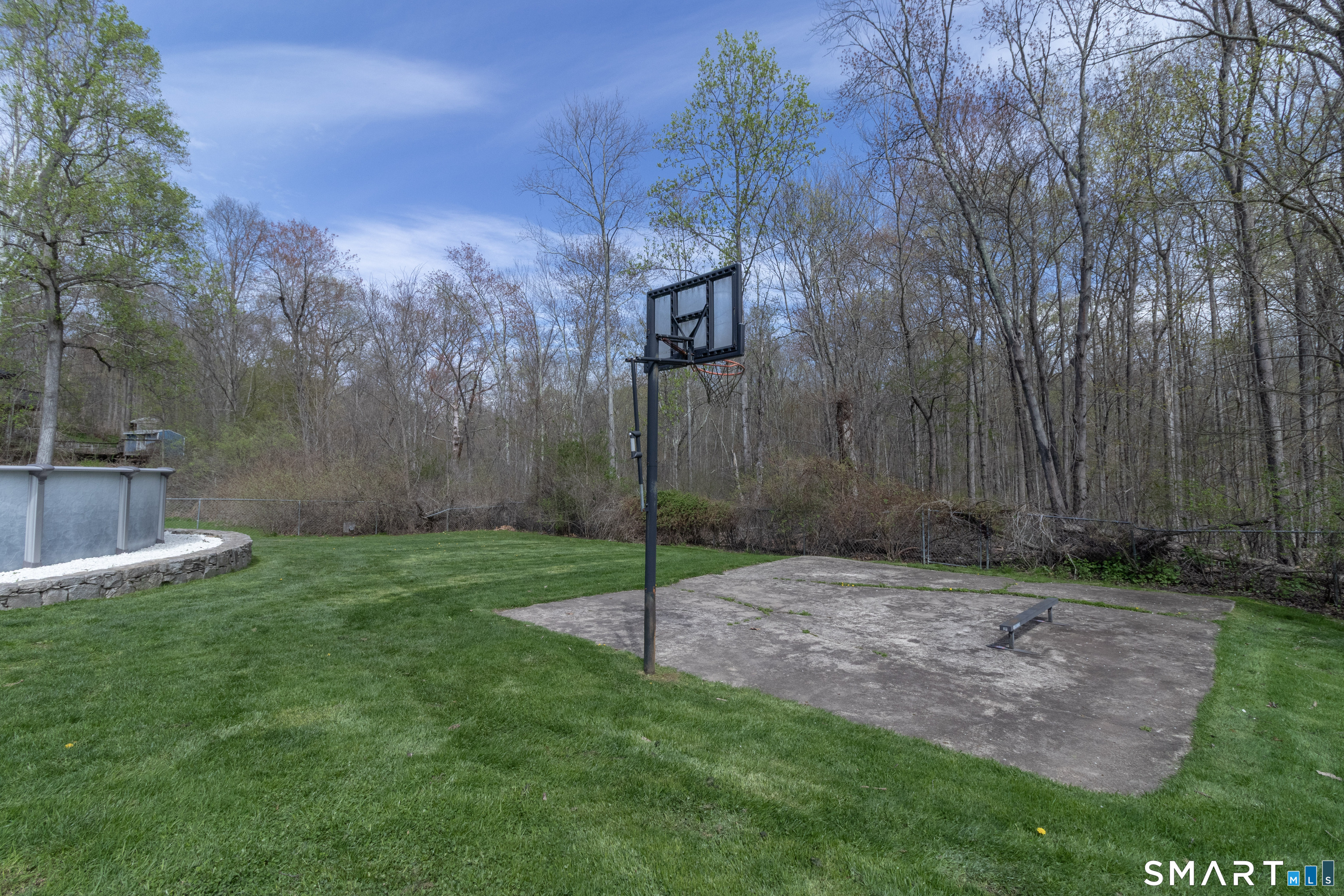 204 Old Stagecoach Road Meriden, CT 06450 - Photo 38 of 40