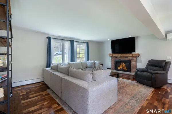 $499,000 | 204 Old Stagecoach Road, Meriden, CT 06450