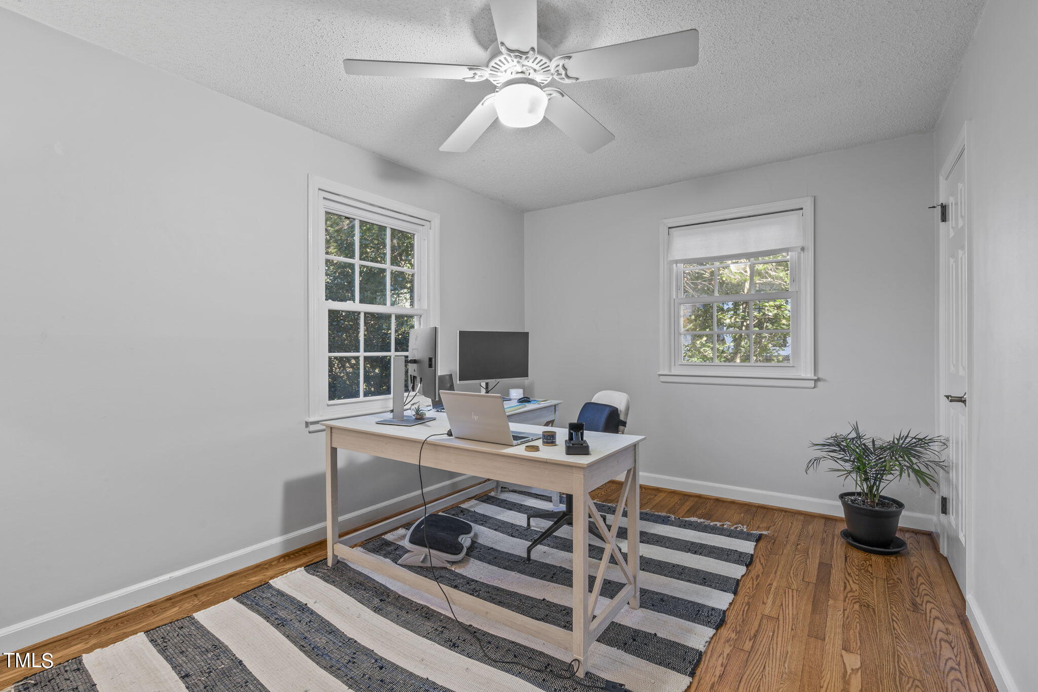 3423 Redbud Lane Raleigh, NC 27607 - Photo 18 of 33 A (18 of 25)