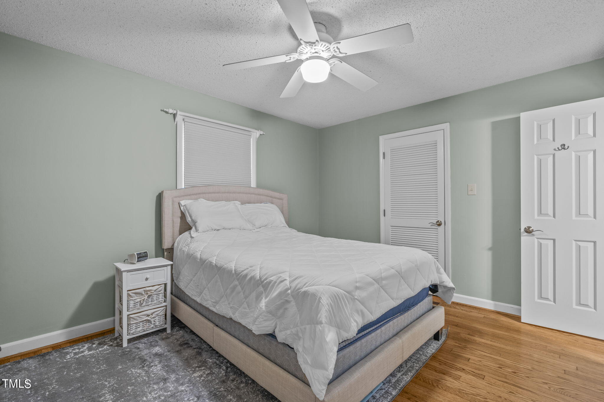 3423 Redbud Lane Raleigh, NC 27607 - Photo 20 of 33 A (20 of 25)