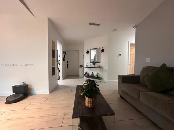 $599,000 | 6633 Northwest 178th Terrace, Hialeah, FL 33015
