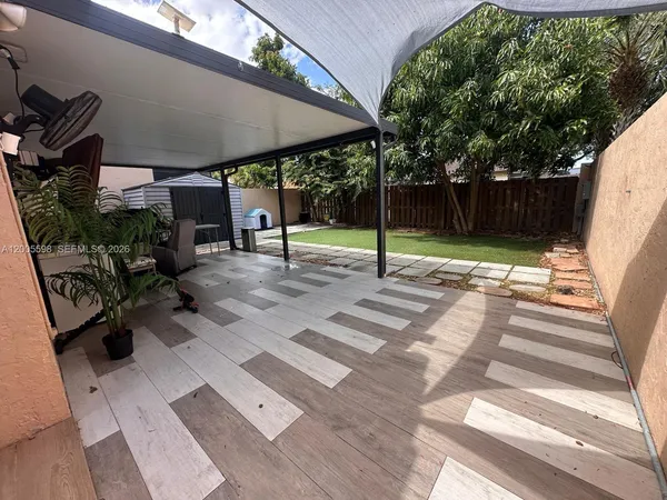 $599,000 | 6633 Northwest 178th Terrace, Hialeah, FL 33015