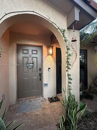 $599,000 | 6633 Northwest 178th Terrace, Hialeah, FL 33015