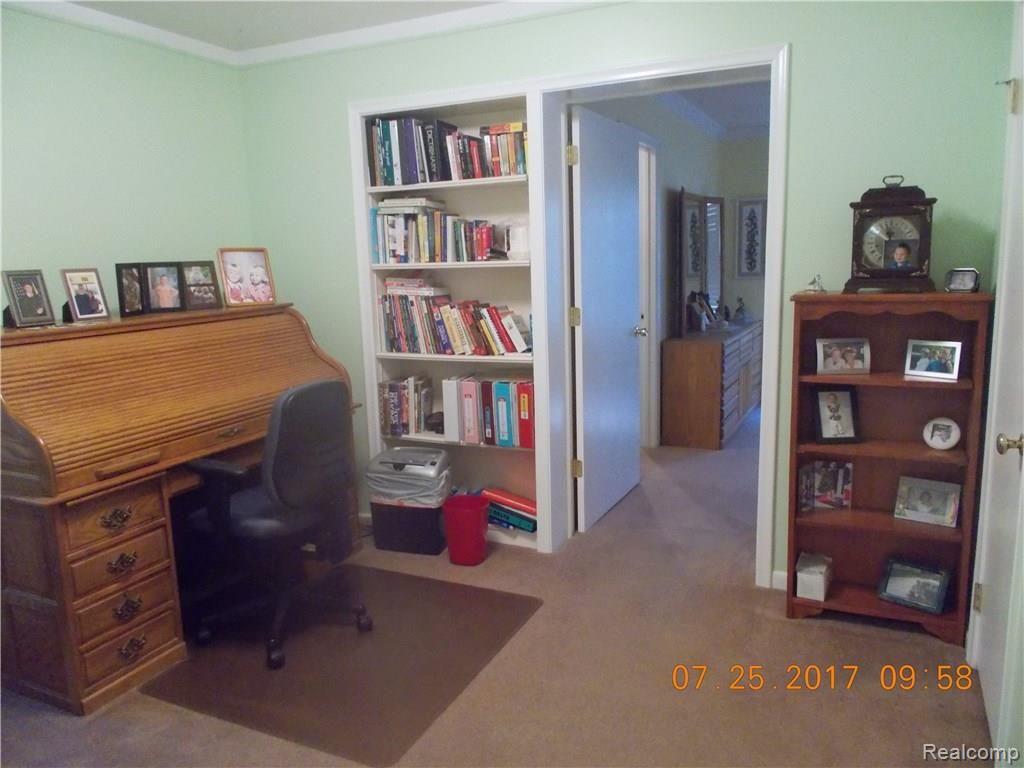 3488 Wakefield Road Berkley, MI 48072 - Photo 18 of 36