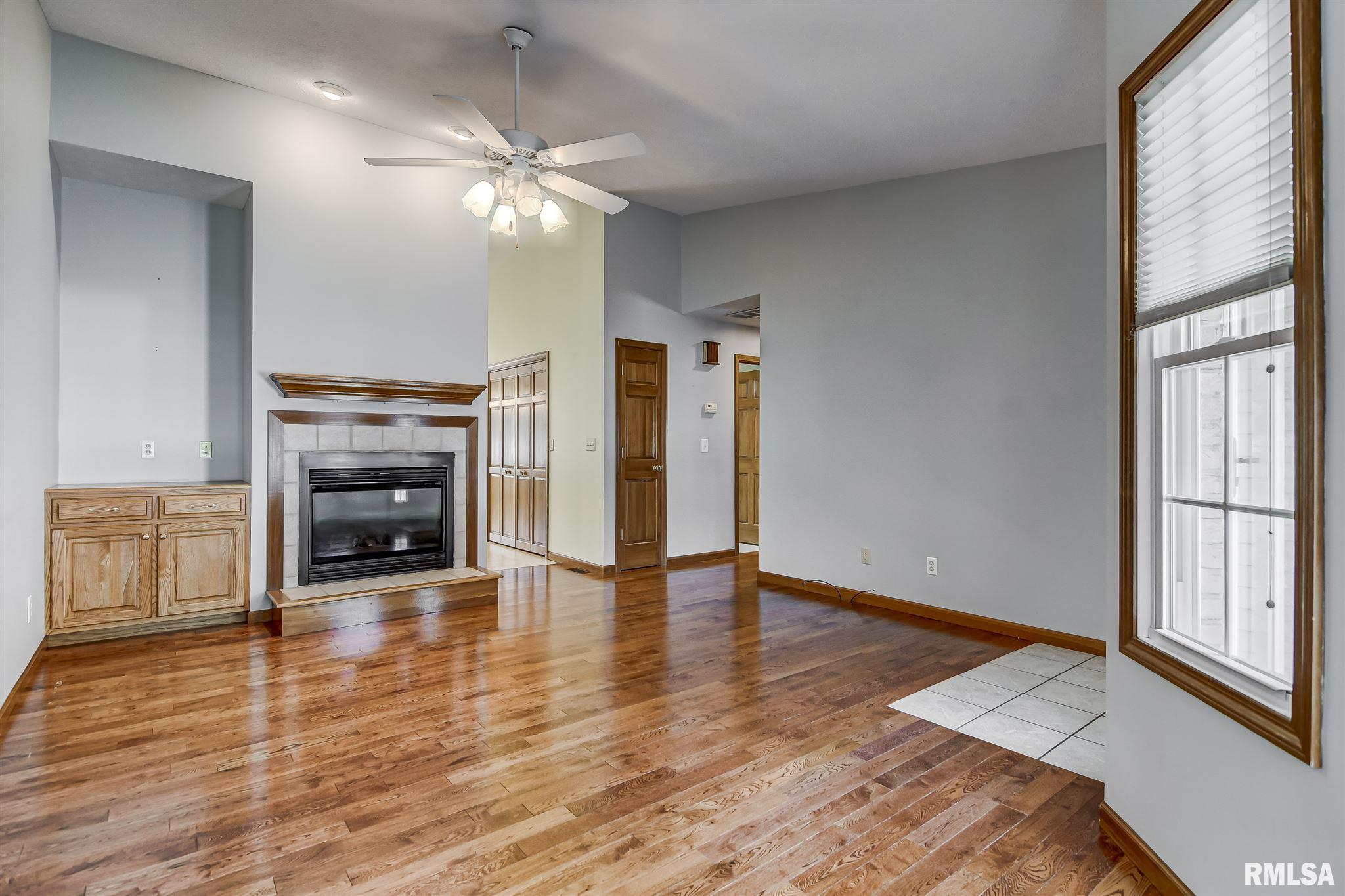 3209 Sequoia Drive Springfield, IL 62712 - Photo 3 of 35 Gallery Image 3