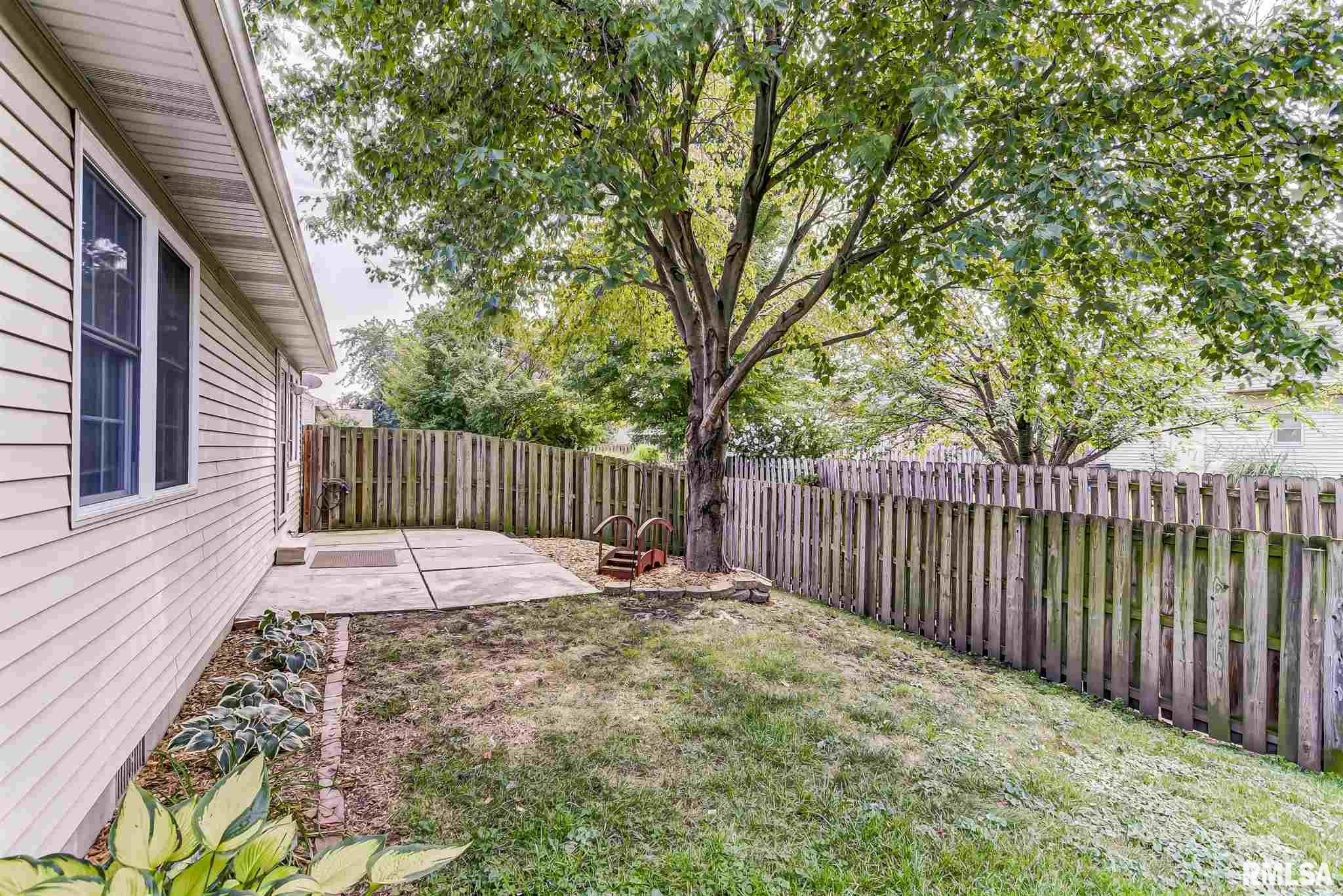 3209 Sequoia Drive Springfield, IL 62712 - Photo 33 of 35 Gallery Image 33