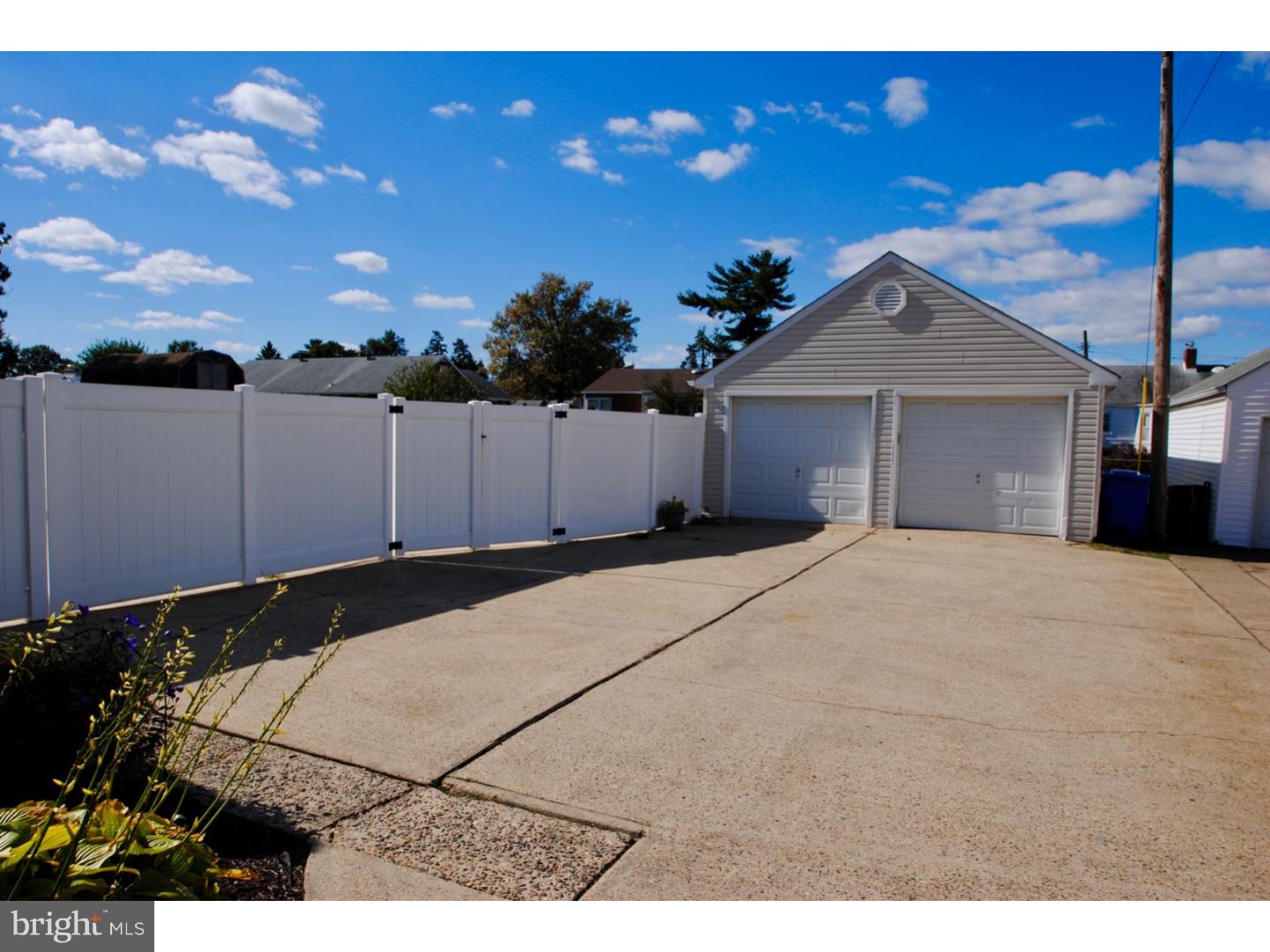 802 Salem Road Burlington, NJ 08016 - Photo 3 of 14