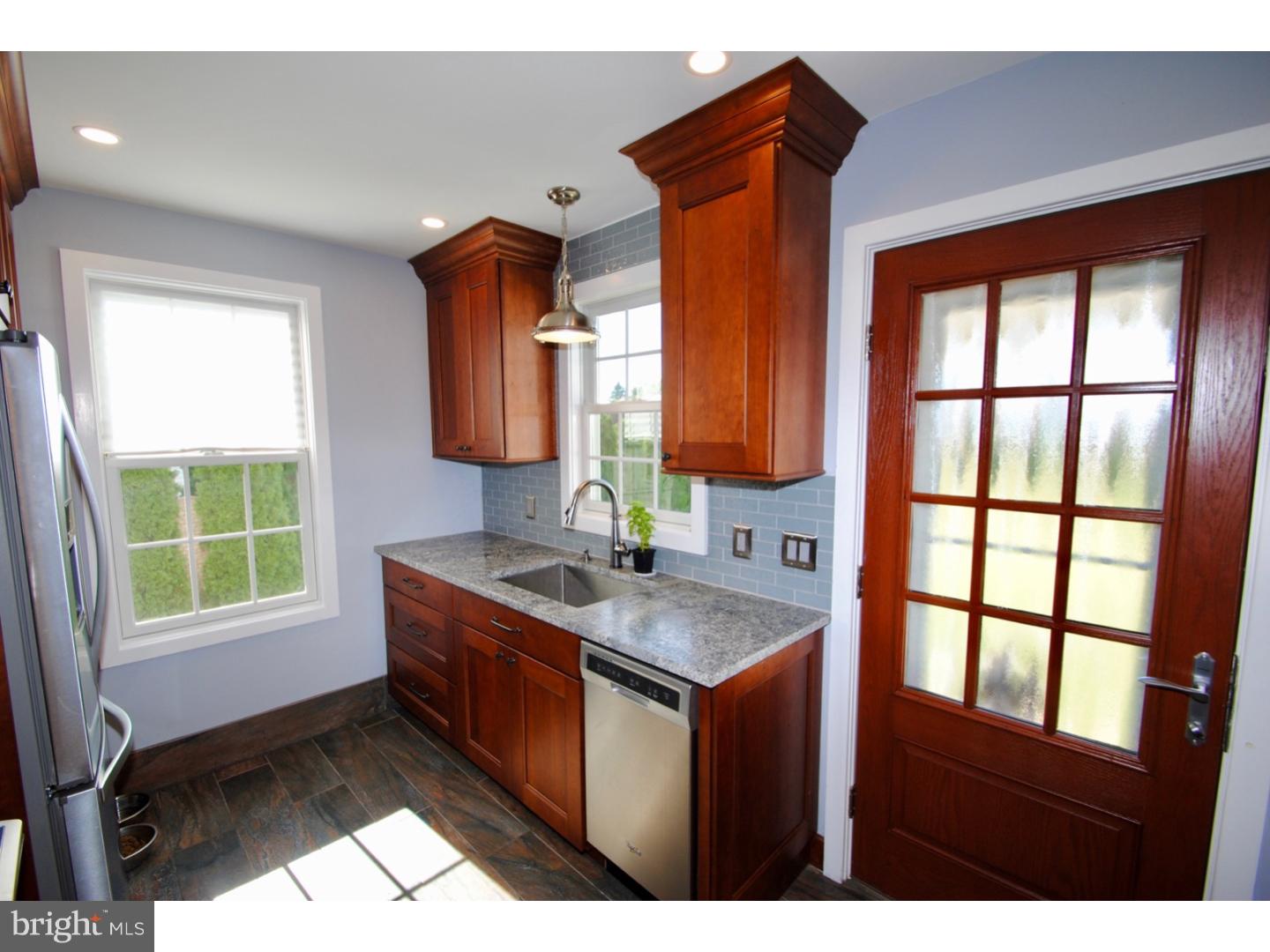 802 Salem Road Burlington, NJ 08016 - Photo 7 of 14