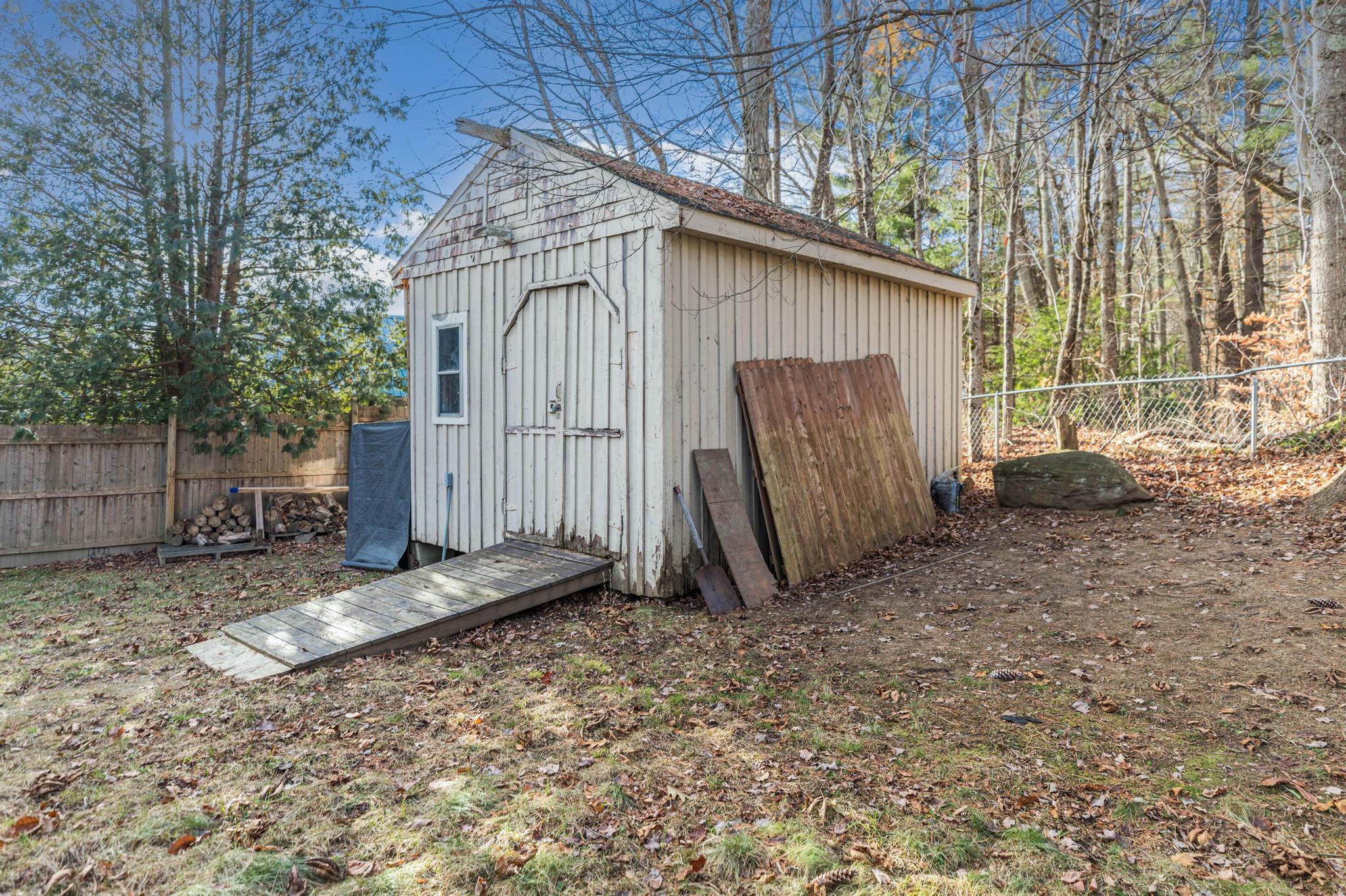 10 Old Wakefield Road Rochester, NH 03868 - Photo 3 of 35