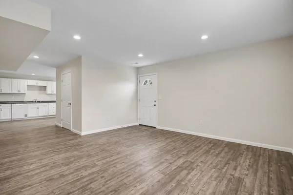 $365,000 | 190 Powers Way, Unit 1 & 2, Aurora, IN 47001