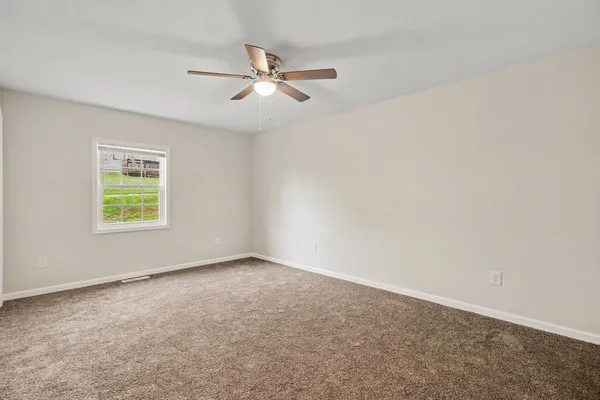 $365,000 | 190 Powers Way, Unit 1 & 2, Aurora, IN 47001