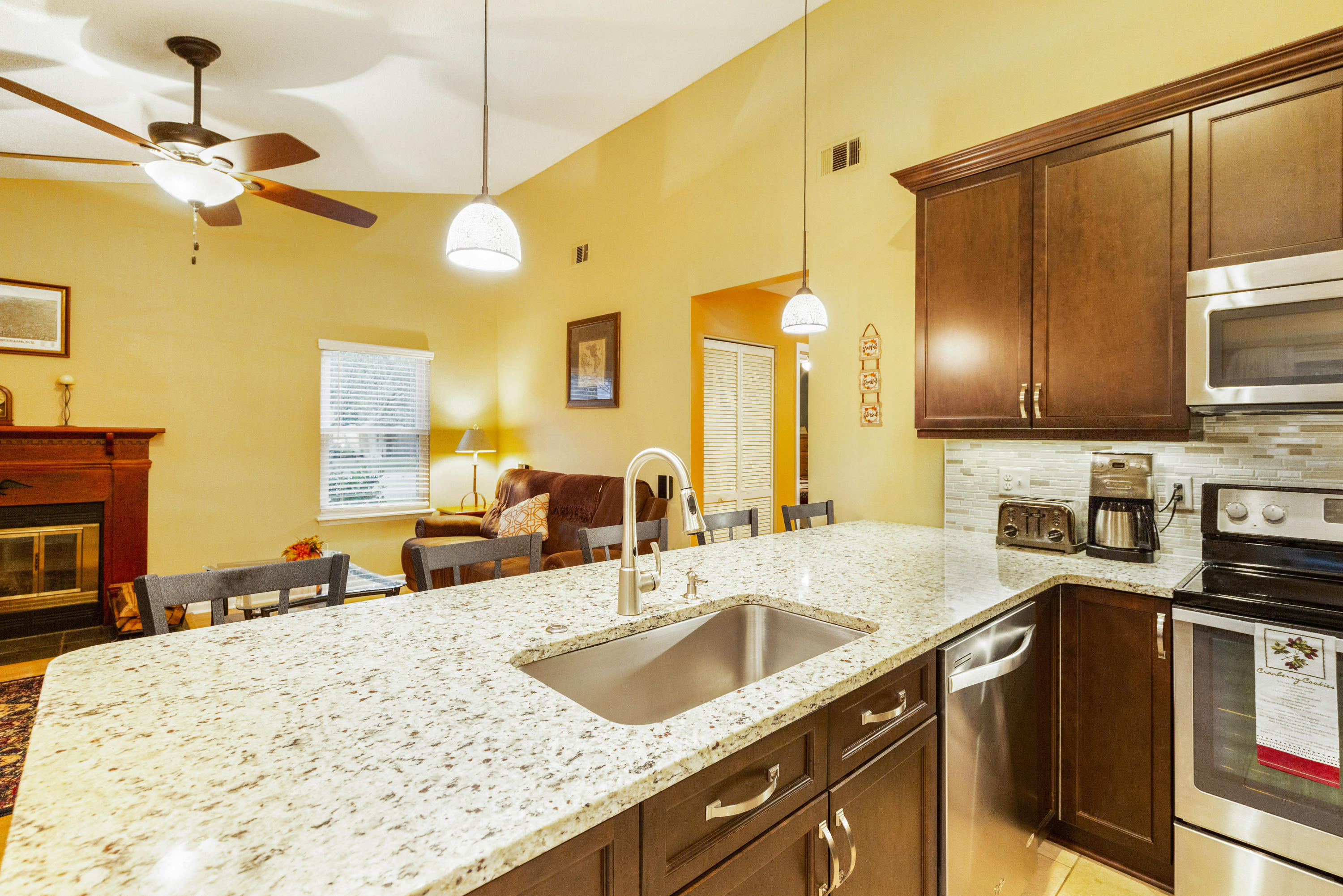 1128 Shoreham Road Charleston, SC 29412 - Photo 12 of 33 12