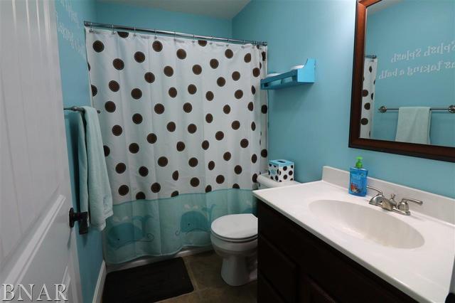8635 Idlewood Road Clinton, IL 61727 - Photo 20 of 30
