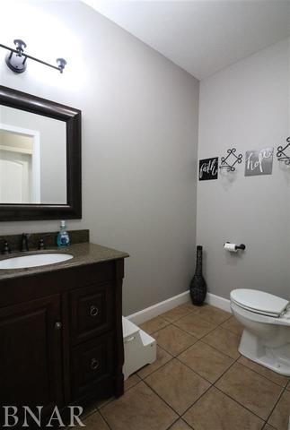 8635 Idlewood Road Clinton, IL 61727 - Photo 10 of 30