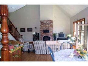 131 Wednesday Hill Road Lee, NH 03861 - Photo 3 of 4