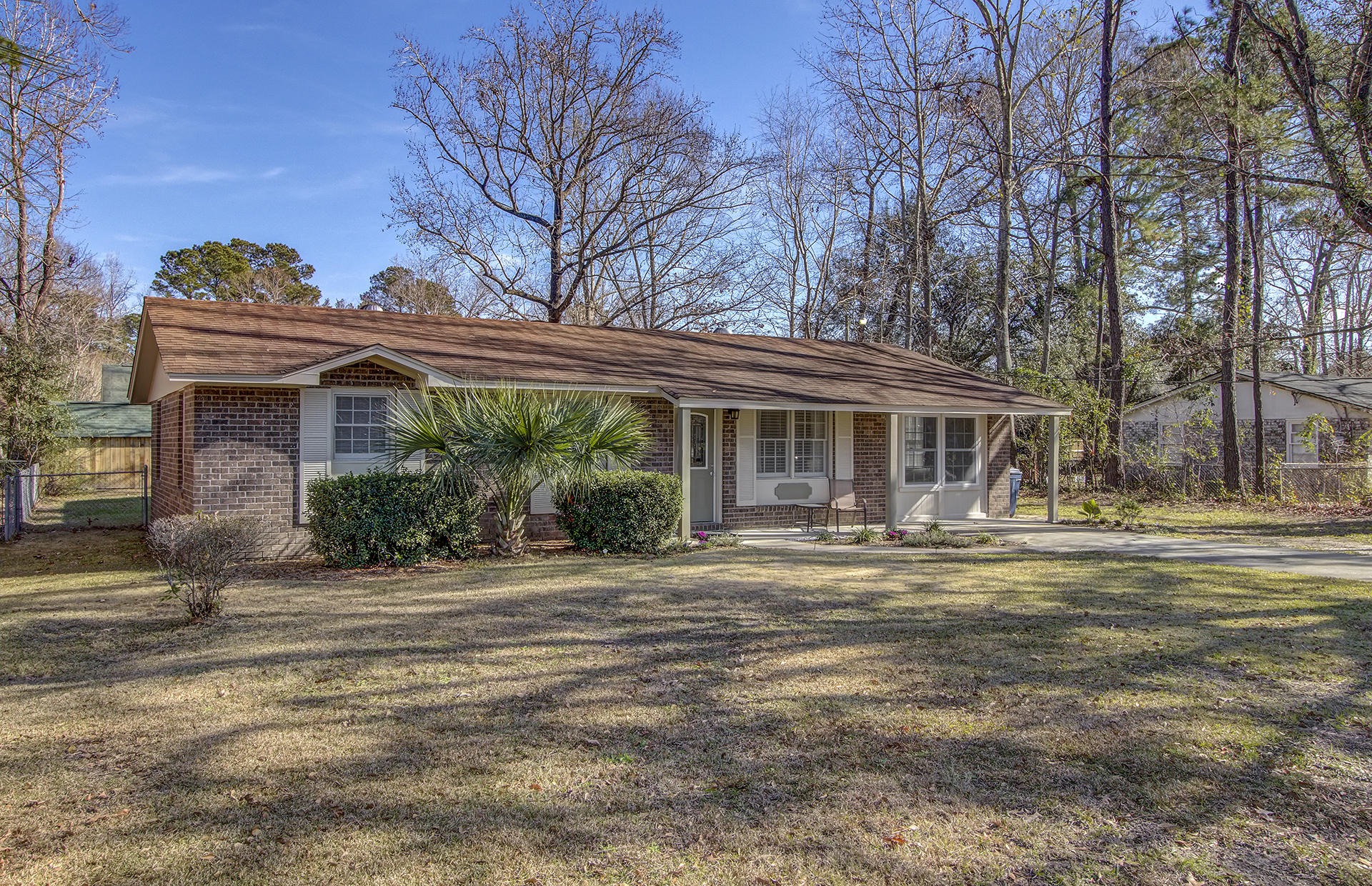 732 Hitching Post Road Charleston, SC 29414 - Photo 3 of 36 732 Hitching Post Rd (29)
