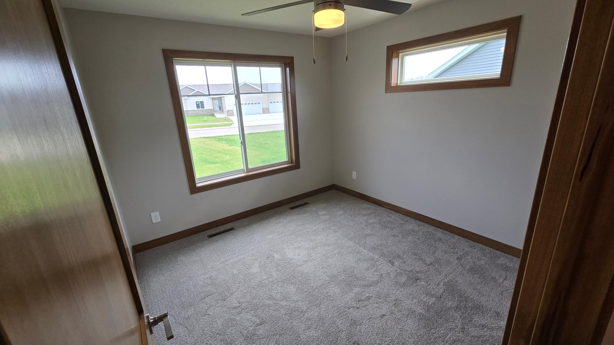 1309 18th Street Northeast Austin, MN 55912 - Photo 17 of 21