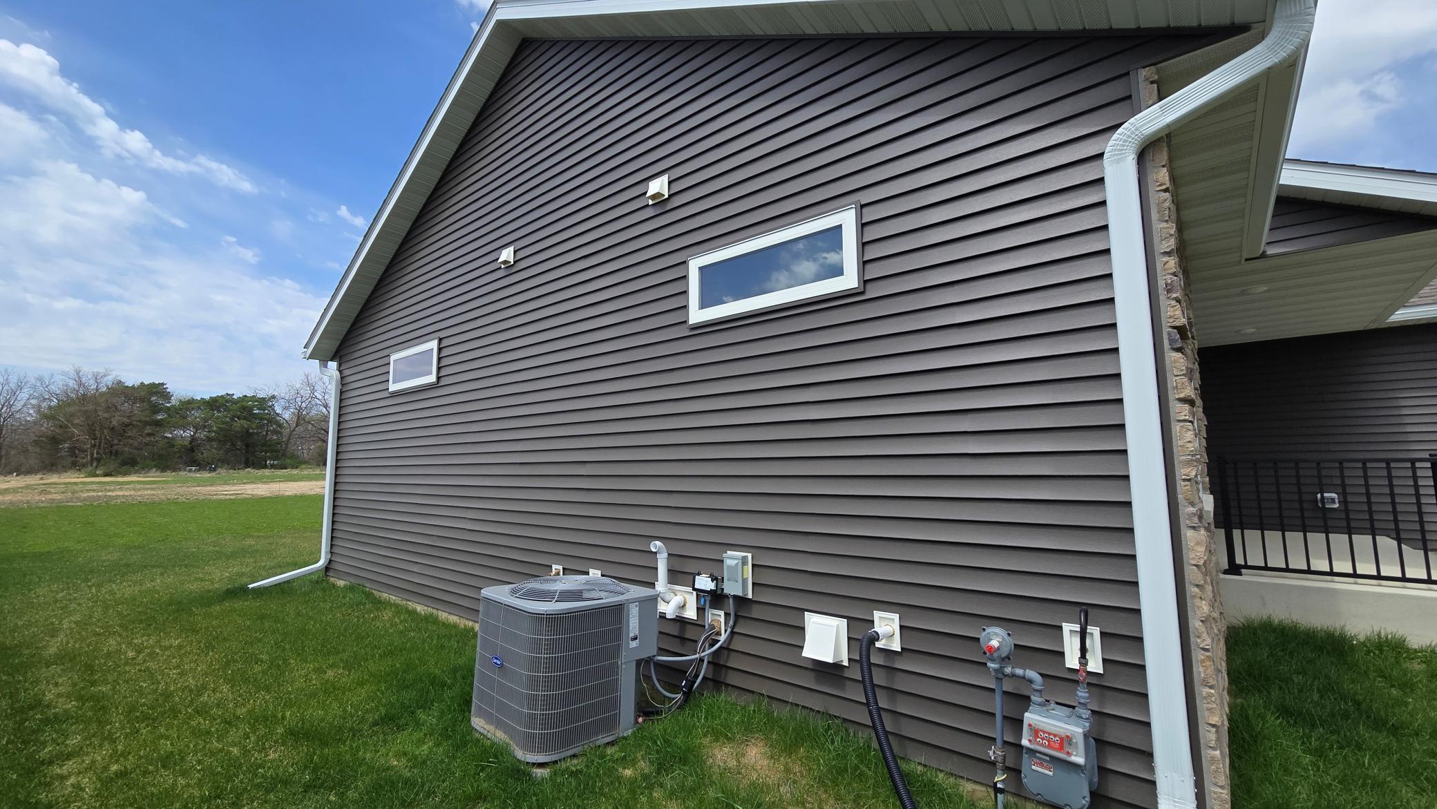1309 18th Street Northeast Austin, MN 55912 - Photo 3 of 21