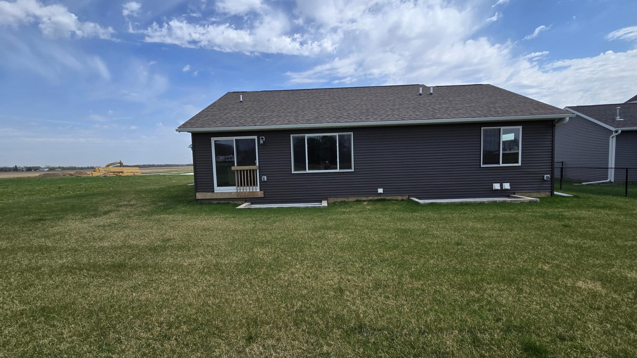 1309 18th Street Northeast Austin, MN 55912 - Photo 5 of 21