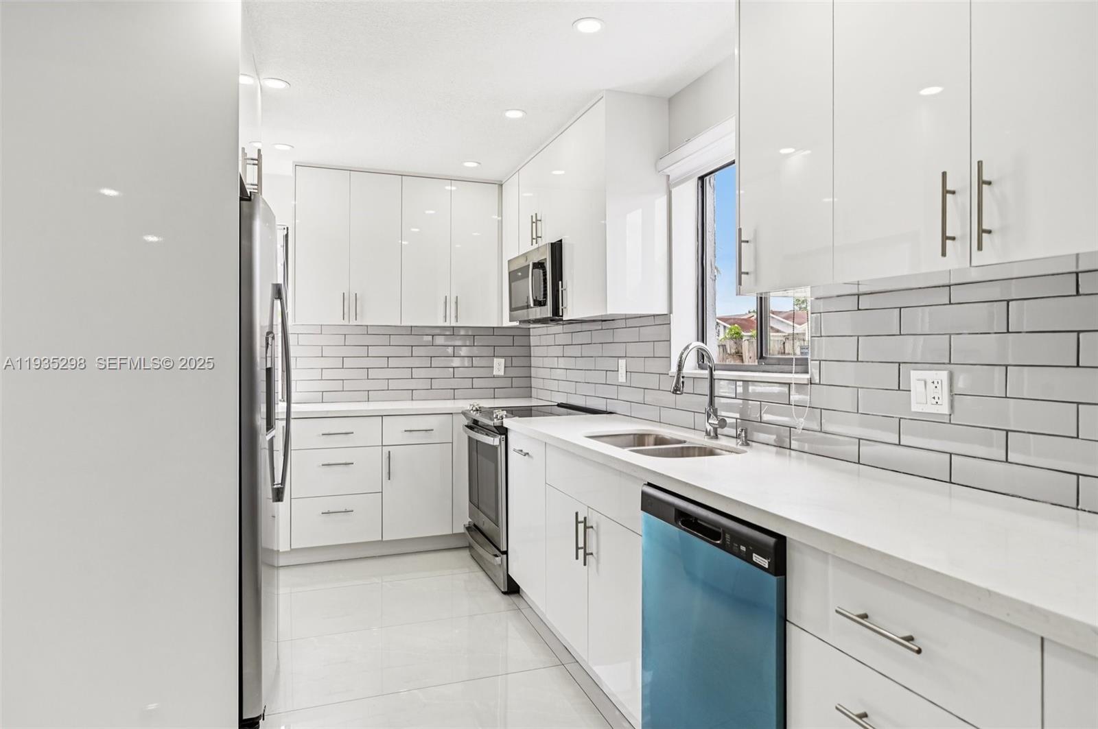 12237 Southwest 193rd Street, Unit 1 Miami, FL 33177 - Photo 12 of 26