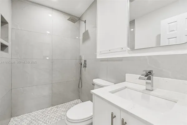 $3,200 | 12237 Southwest 193rd Street, Unit 1, Miami, FL 33177