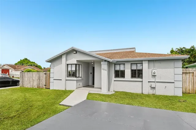 $3,400 | 12237 Southwest 193rd Street, Unit 1, Miami, FL 33177