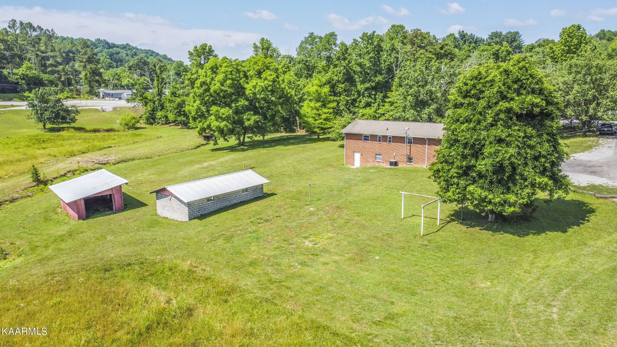 122 Gallaher Road Kingston, TN 37763 - Photo 17 of 59