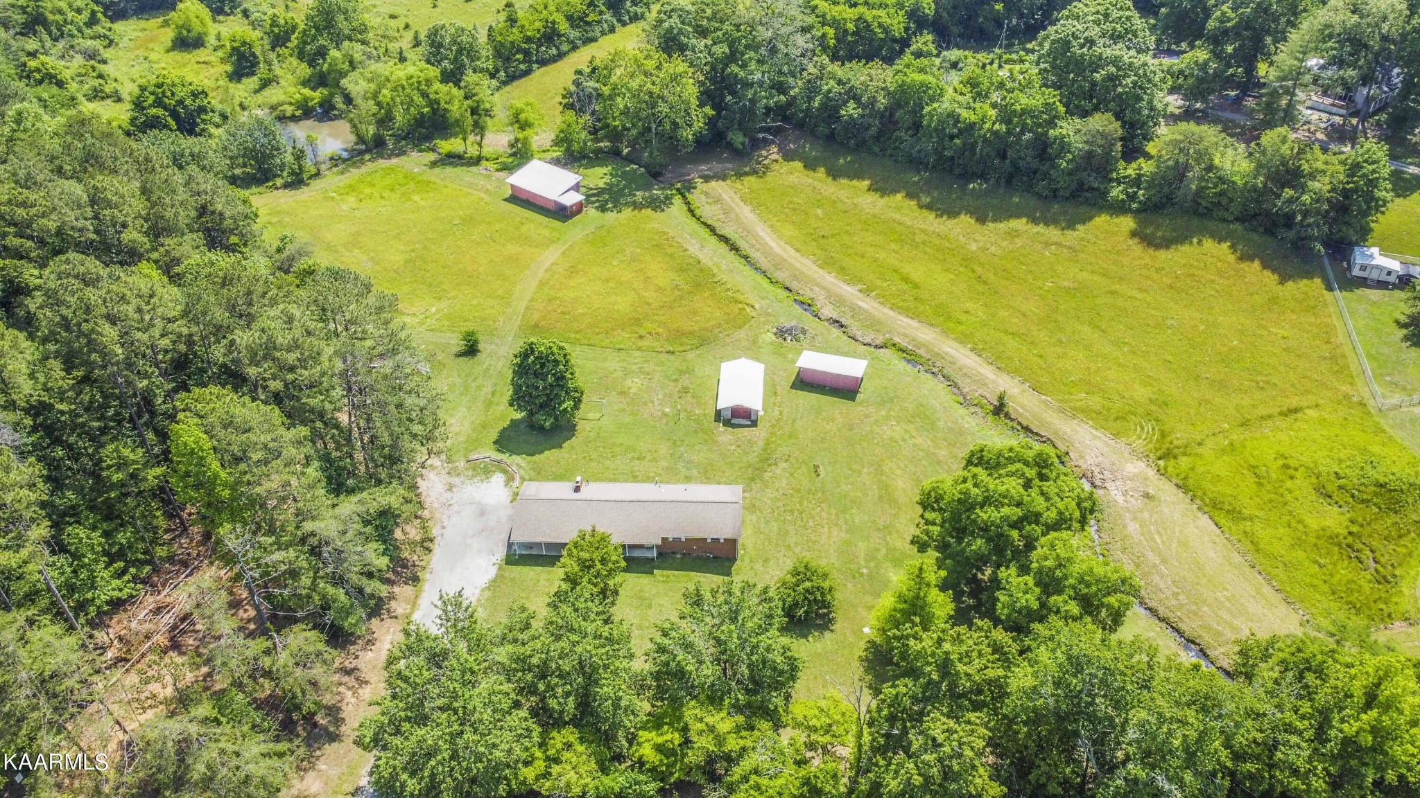 122 Gallaher Road Kingston, TN 37763 - Photo 20 of 59