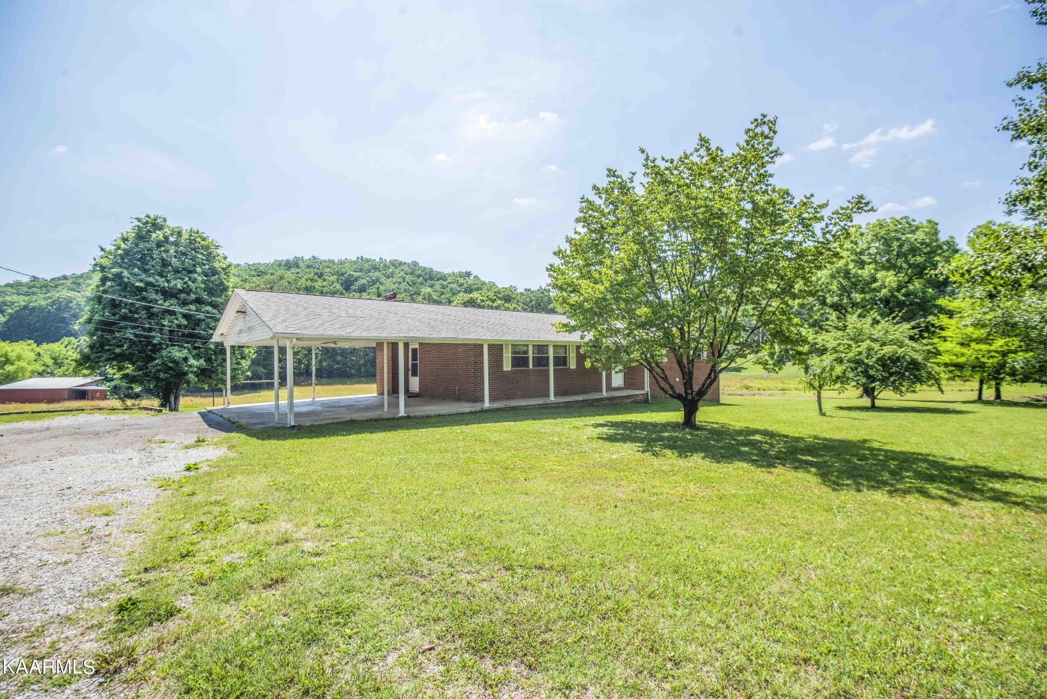 122 Gallaher Road Kingston, TN 37763 - Photo 3 of 59