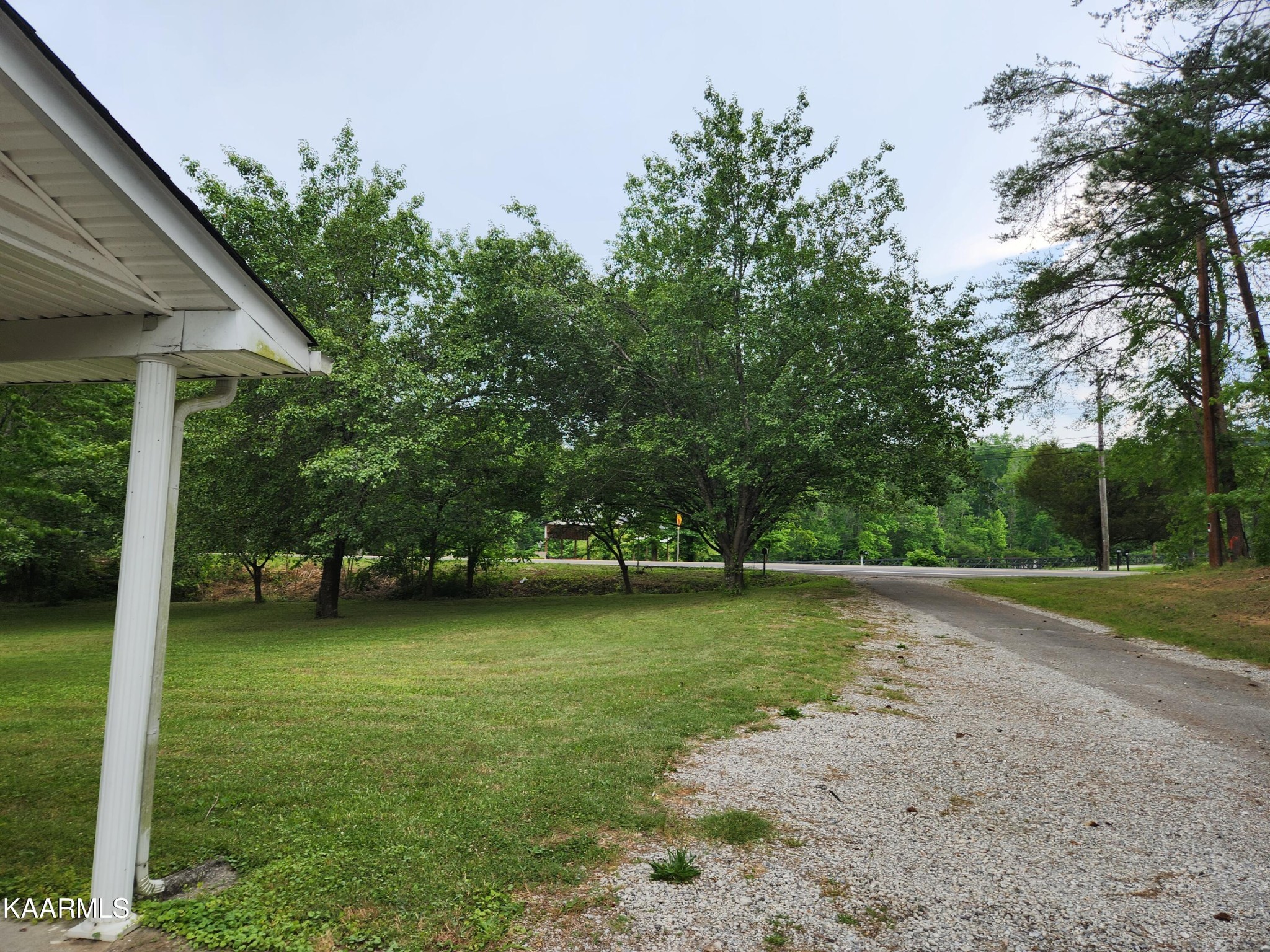 122 Gallaher Road Kingston, TN 37763 - Photo 6 of 59