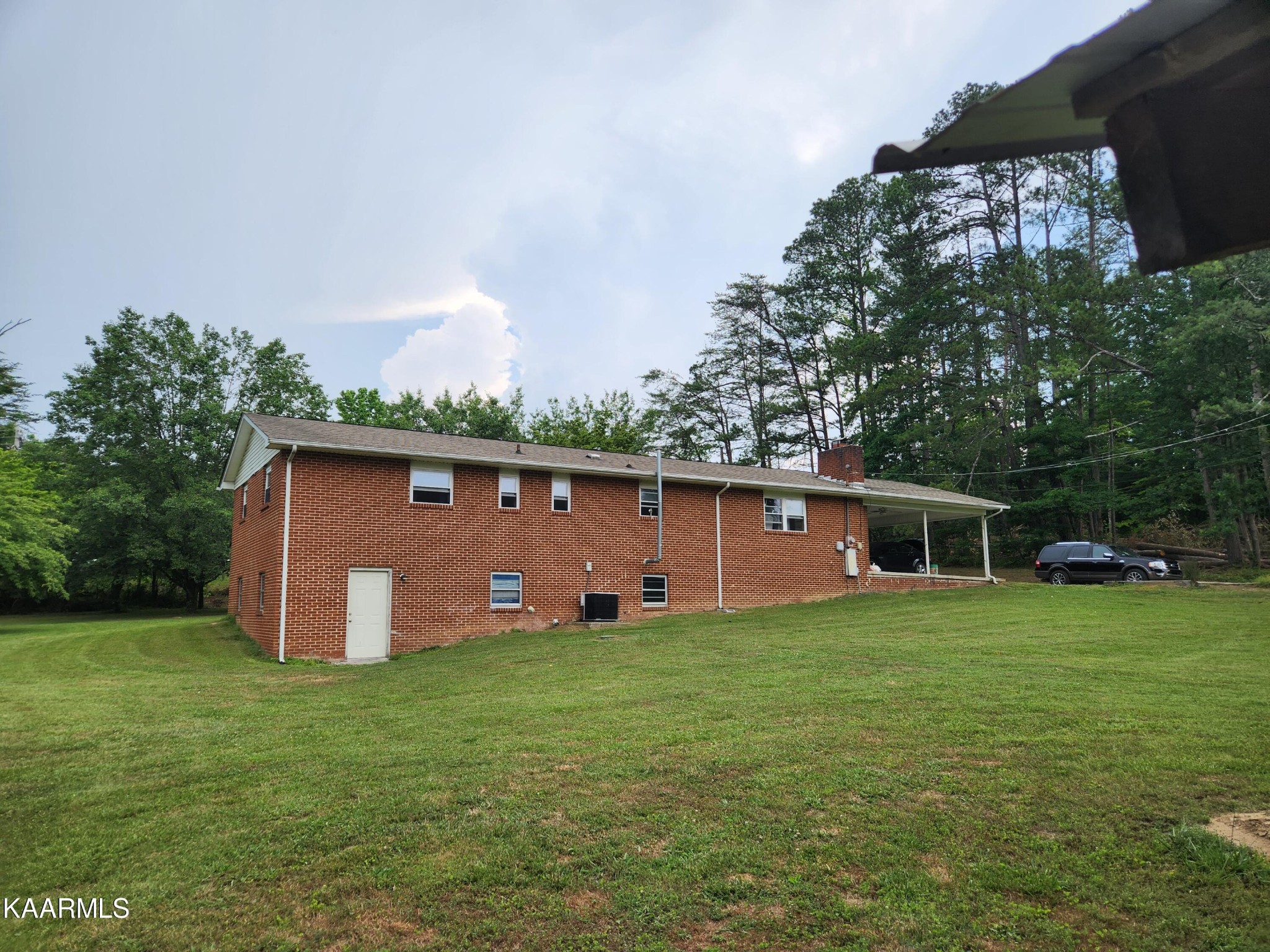 122 Gallaher Road Kingston, TN 37763 - Photo 7 of 59