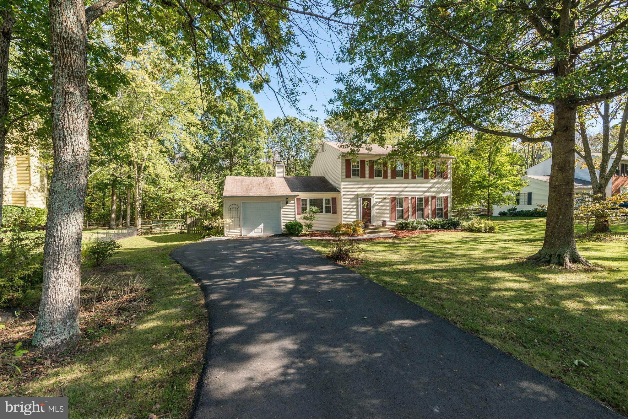 2305 Archdale Road Reston, VA 20191 - Photo 5 of 49