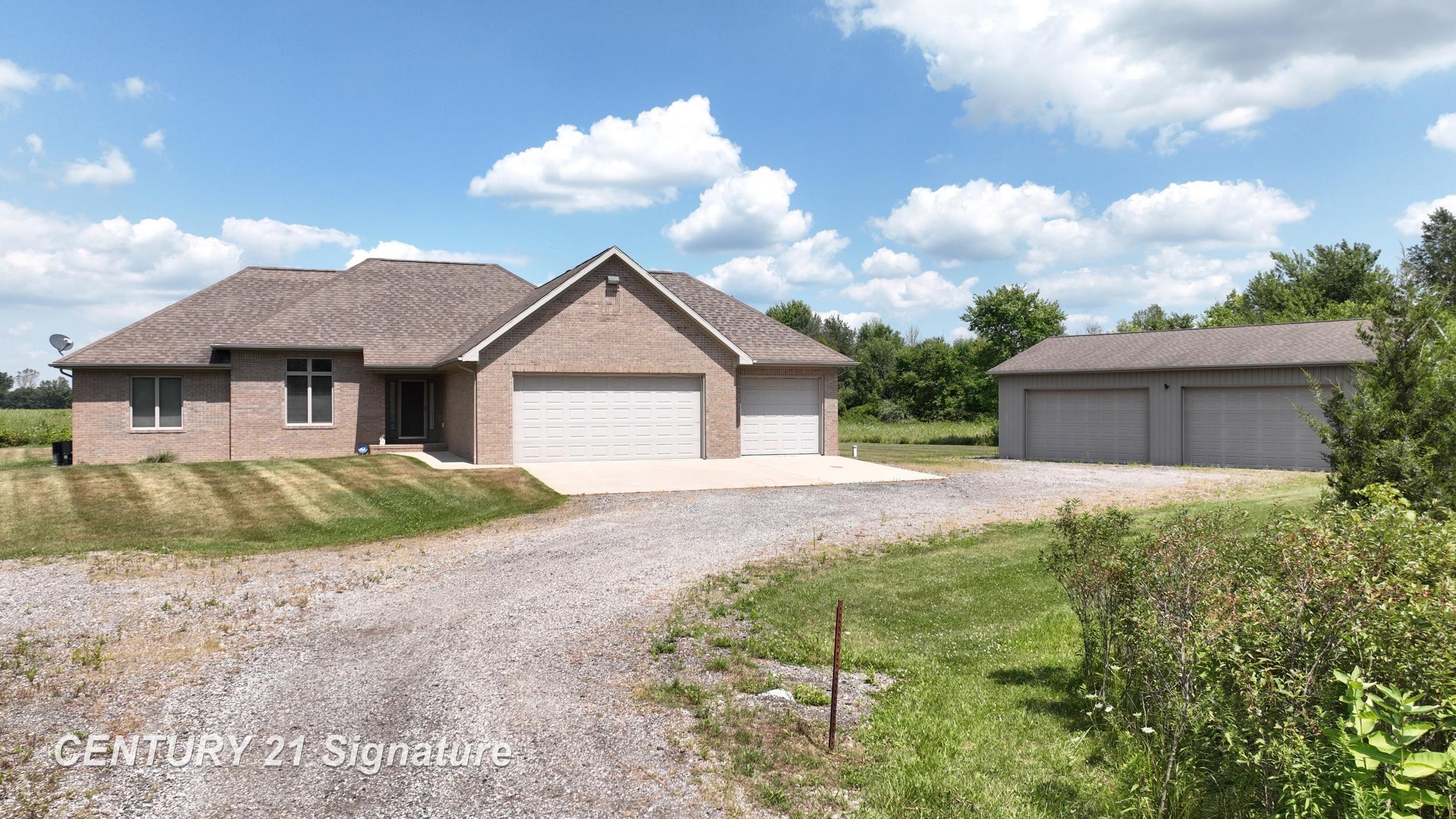 12222 Carpenter Road Flushing, MI 48433 - Photo 2 of 64 Gallery Image 2