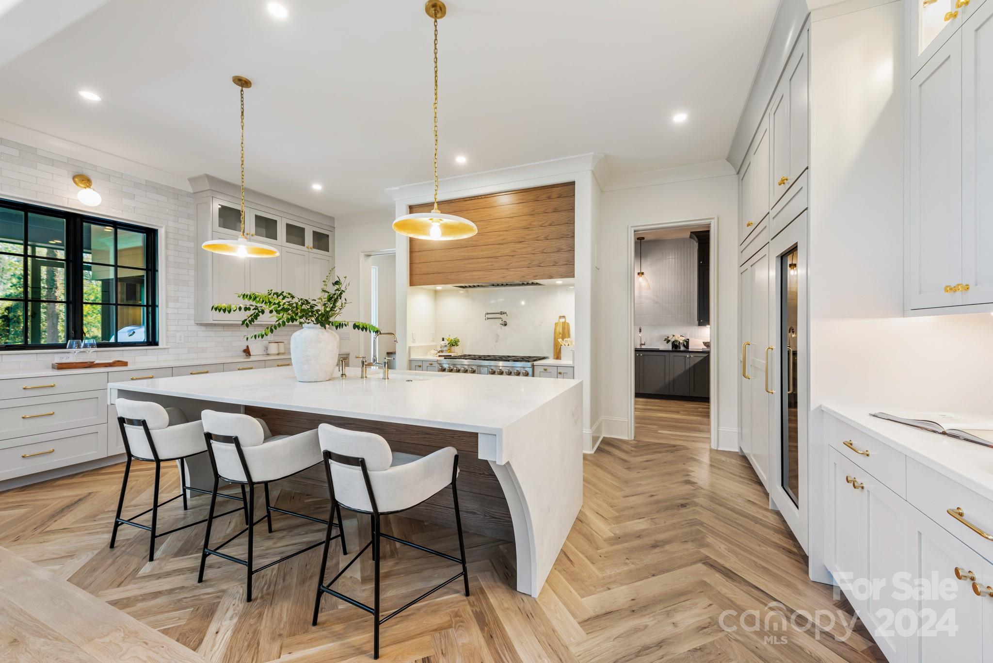 6031 Creola Road Charlotte, NC 28270 - Photo 3 of 21 Gallery Image 3