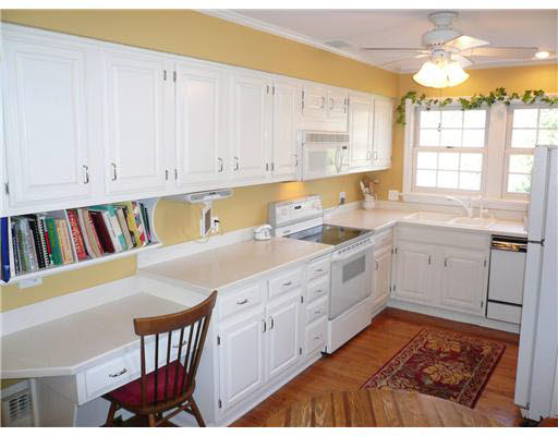 1301 Garland Road South Bend, IN 46614 - Photo 4 of 12 Gallery Image 4