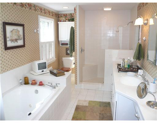 1301 Garland Road South Bend, IN 46614 - Photo 8 of 12 Gallery Image 8